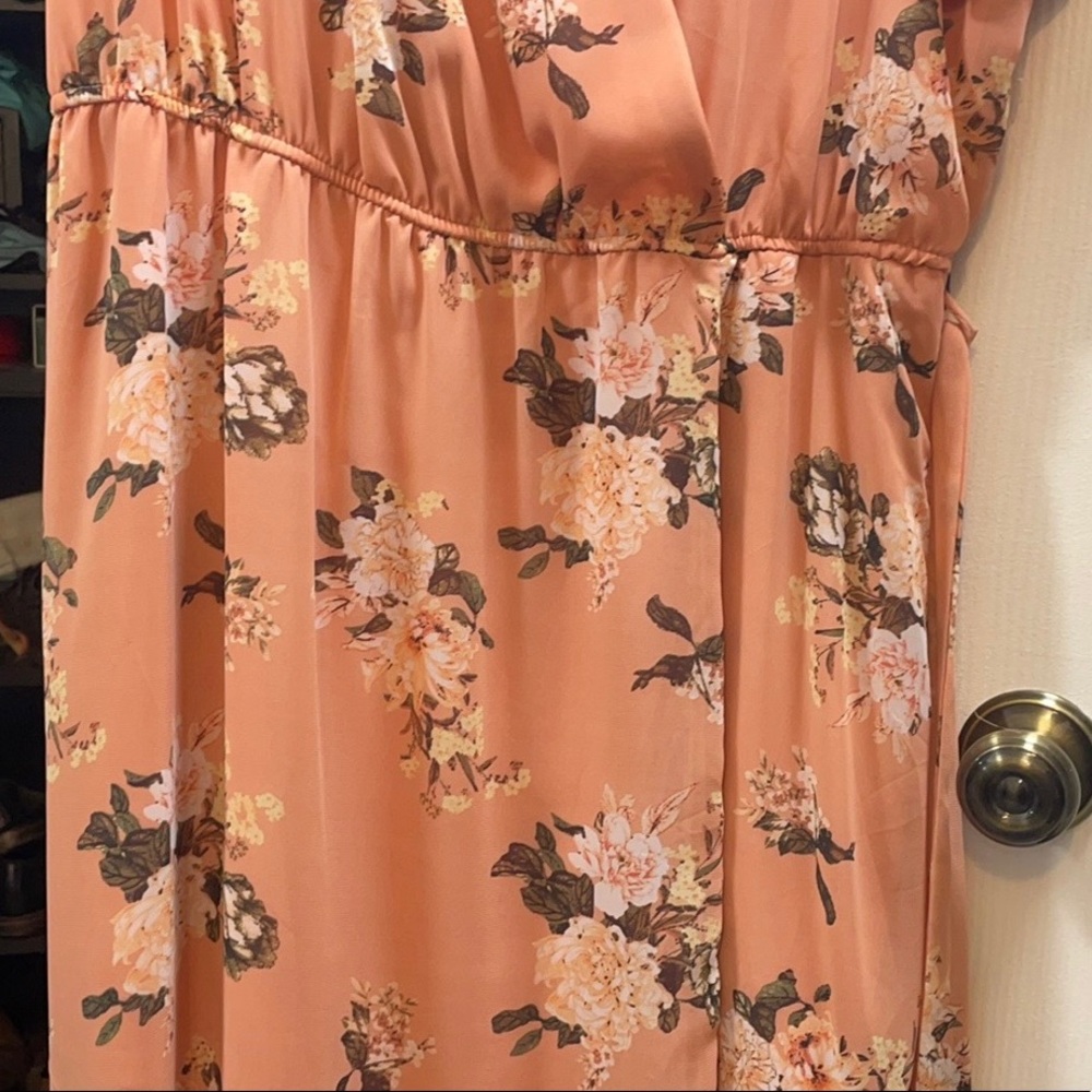 Justify - Picture 2 of 5